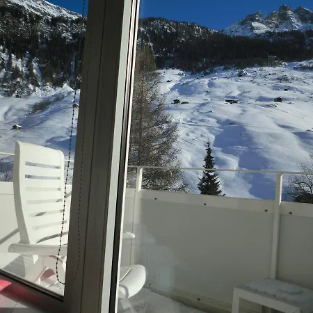 Apartment Haus Zervreila *