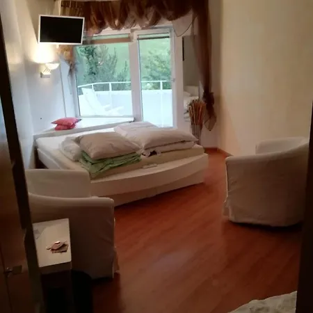 아파트 Haus Zervreila